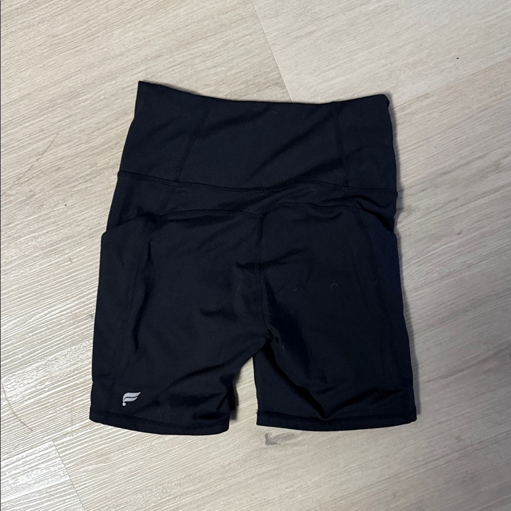 Fabletics PureLux Soft Pockets Biker Workout Gym Running Black Athletic Shorts